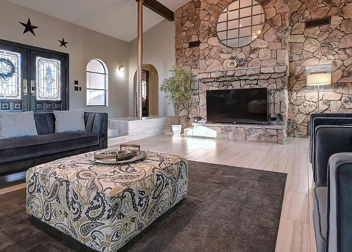 Holiday home Spectacular 5 Bdrm Wpool And Views