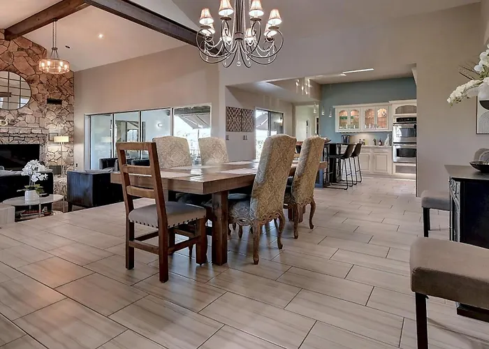 Spectacular 5 Bdrm Wpool And Views
