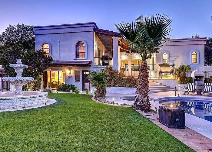 Spectacular 5 Bdrm Wpool And Views
