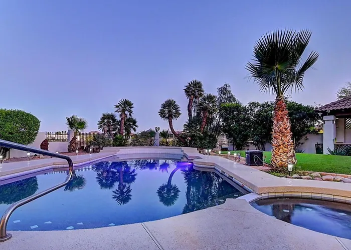 Spectacular 5 Bdrm Wpool And Views *